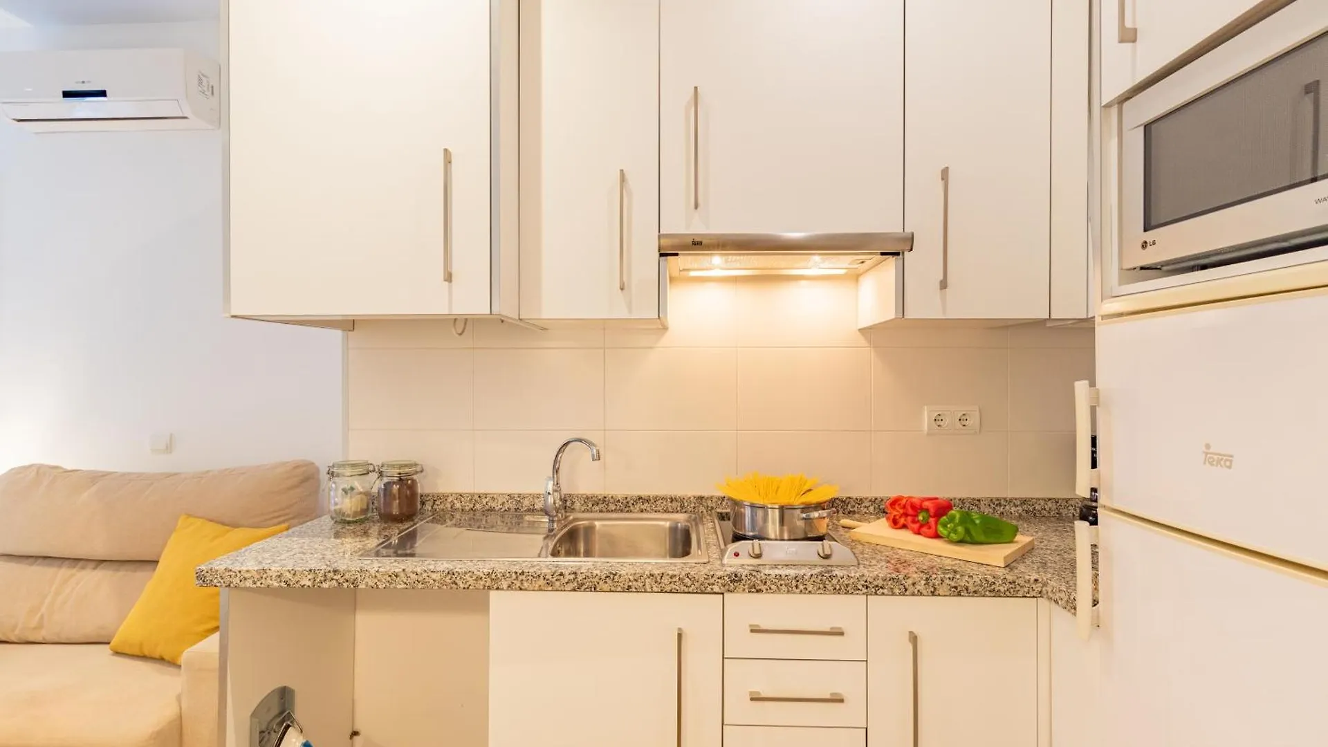 Feelathome Merced Apartments Malaga