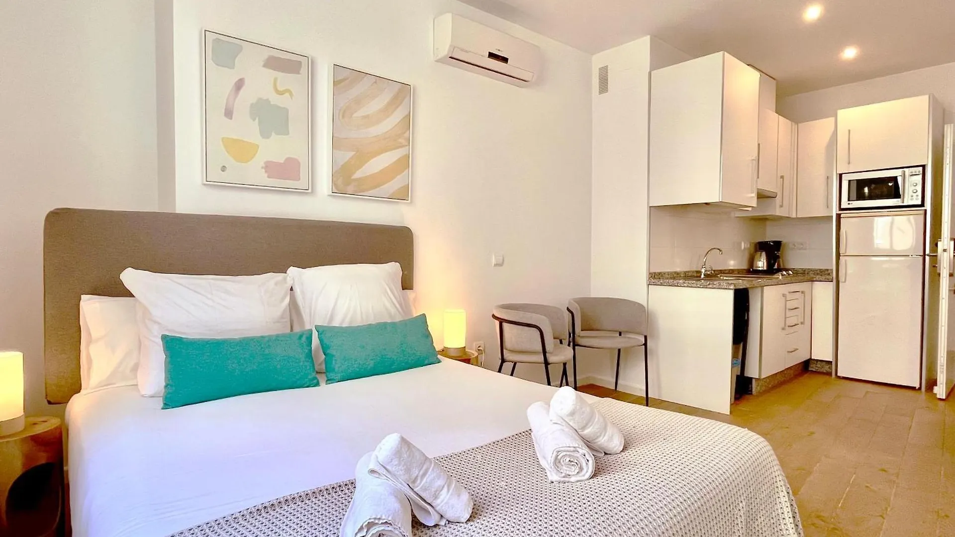 Feelathome Merced Apartments Malaga 0*,  Spain